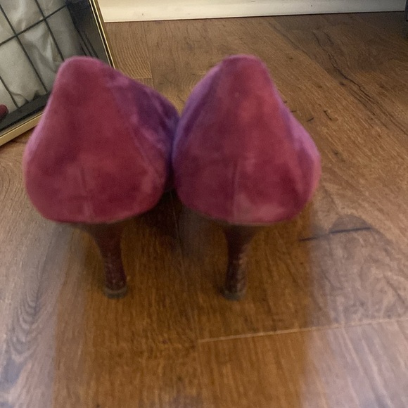 Calvin Klein Dolly Wine Rubber Bottomed Heels Size 8 - Picture 3 of 7